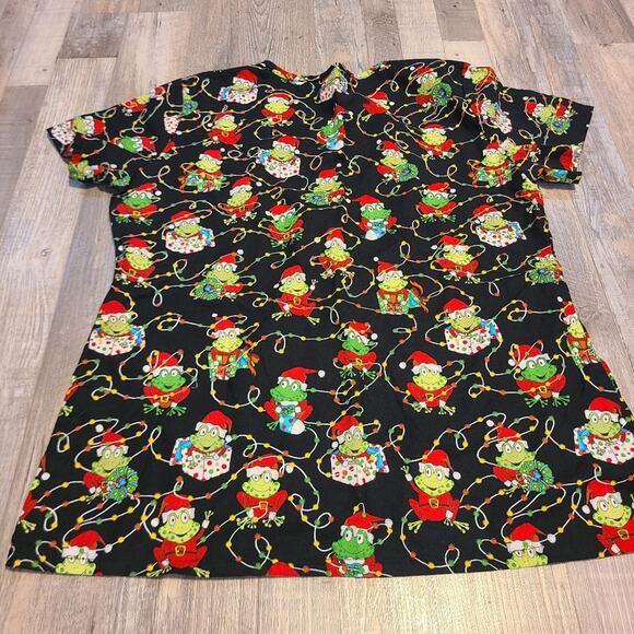 Peaches uniform medium women's Christmas frog scrub top - Picture 3 of 7